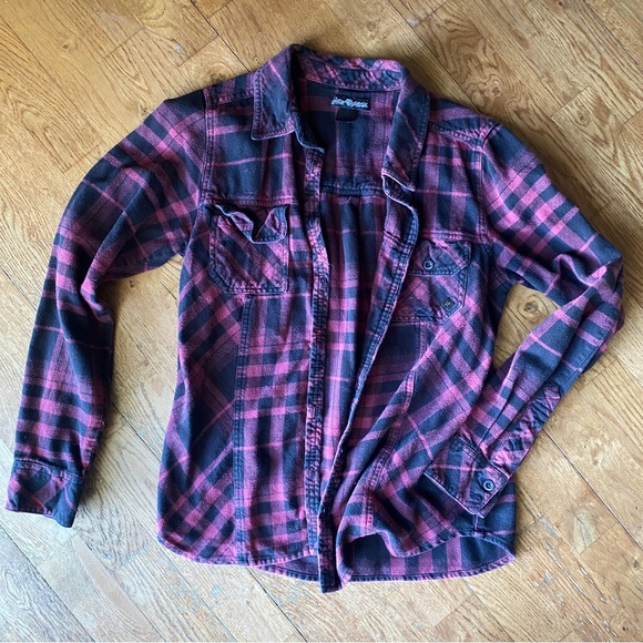 Metal Mulisha red and black flannel button up - Picture 2 of 7